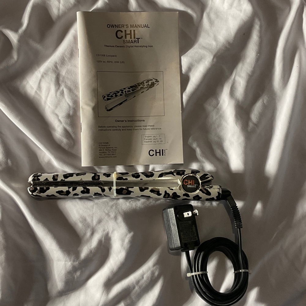 Smart Leopard Print Hair Straightener